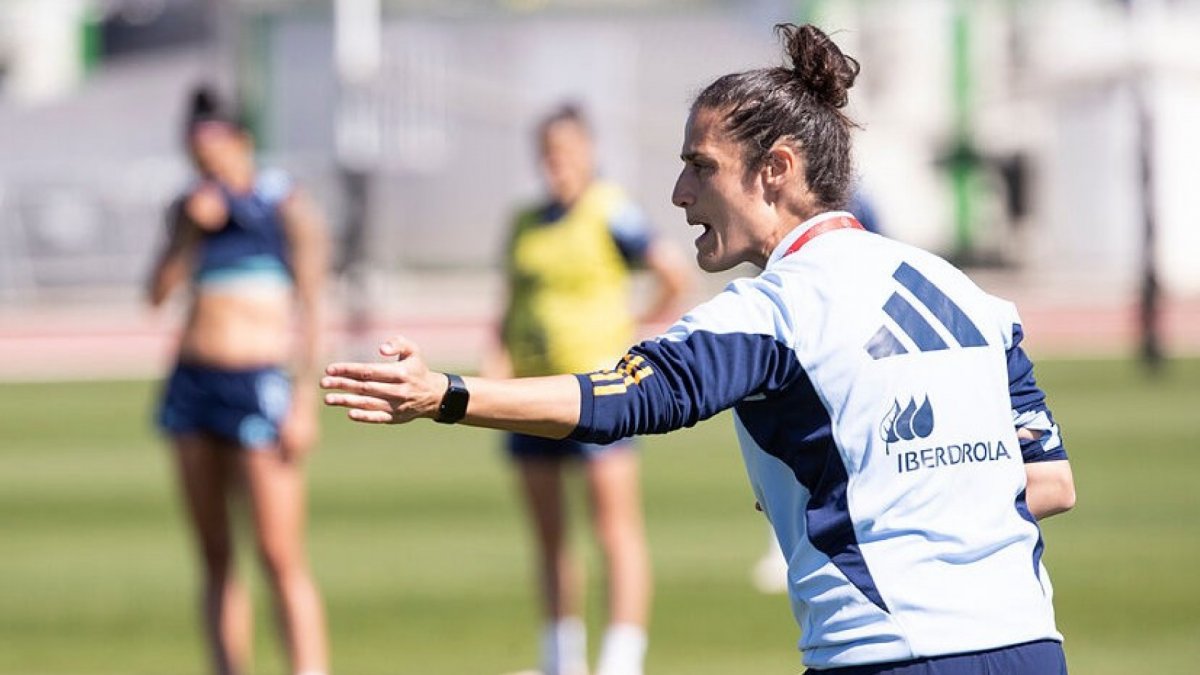 Eva Navarro y Montse Tomé lideran la selección de España en la Eurocopa