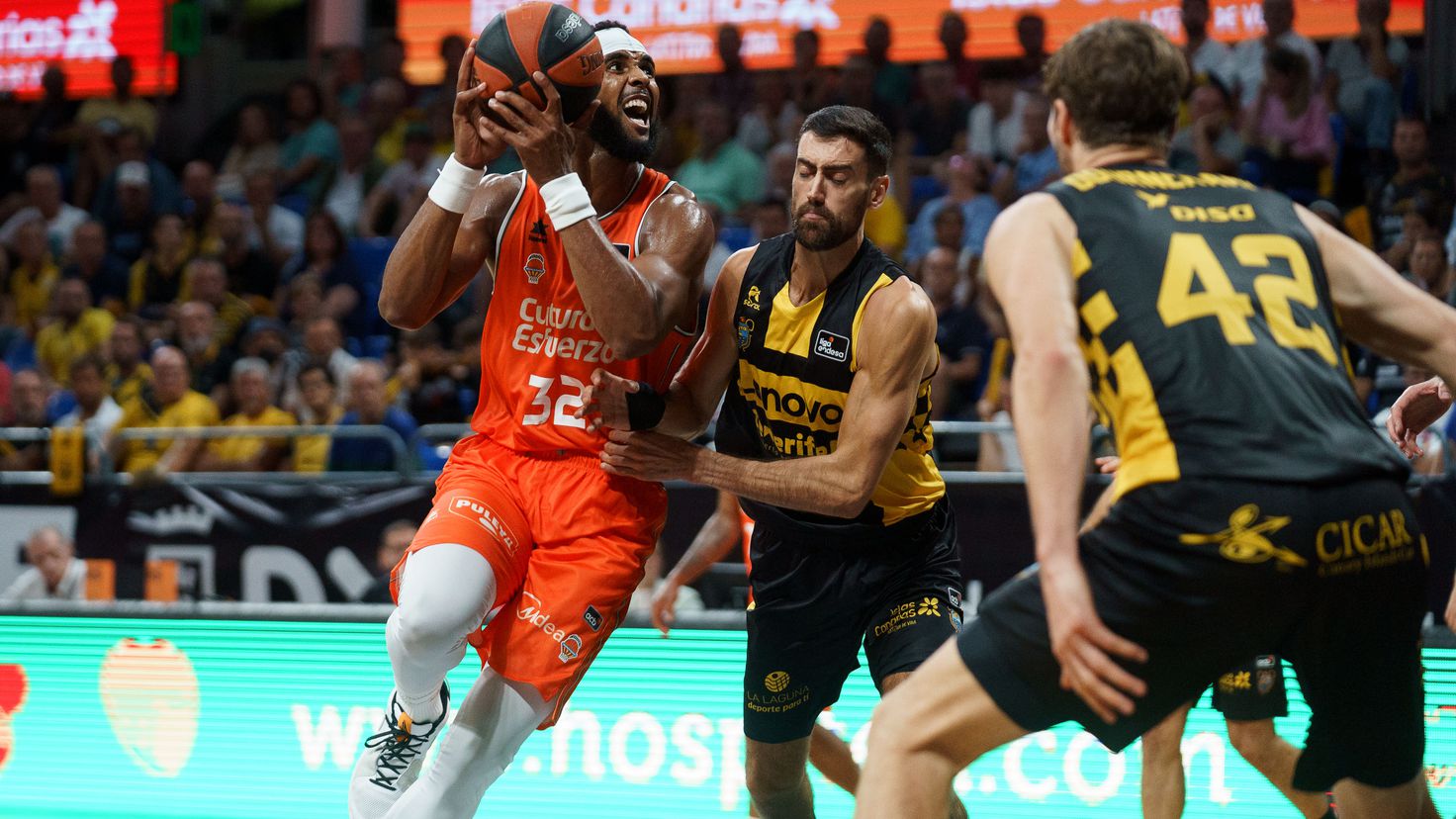Txus Vidorreta lidera al Valencia Basket en la Liga ACB contra el Club Baloncesto Canarias